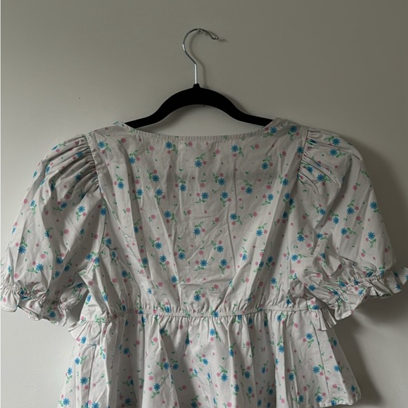 Matching Floral Shorts Set - Picture 4 of 6